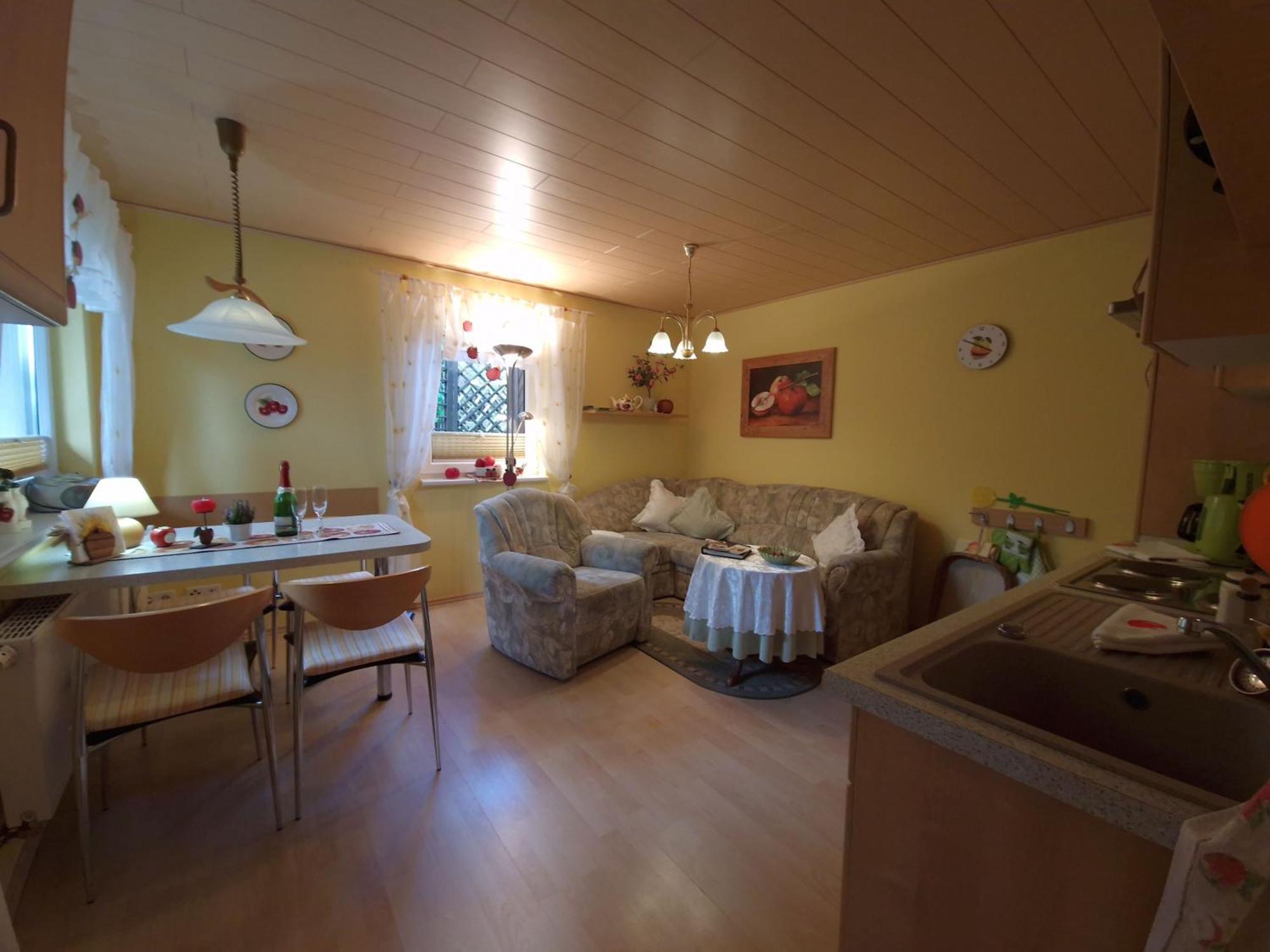 Ahlbeck, Ferienobjekt Apfel-Blume-Veilchen Apartment Heringsdorf  Room photo
