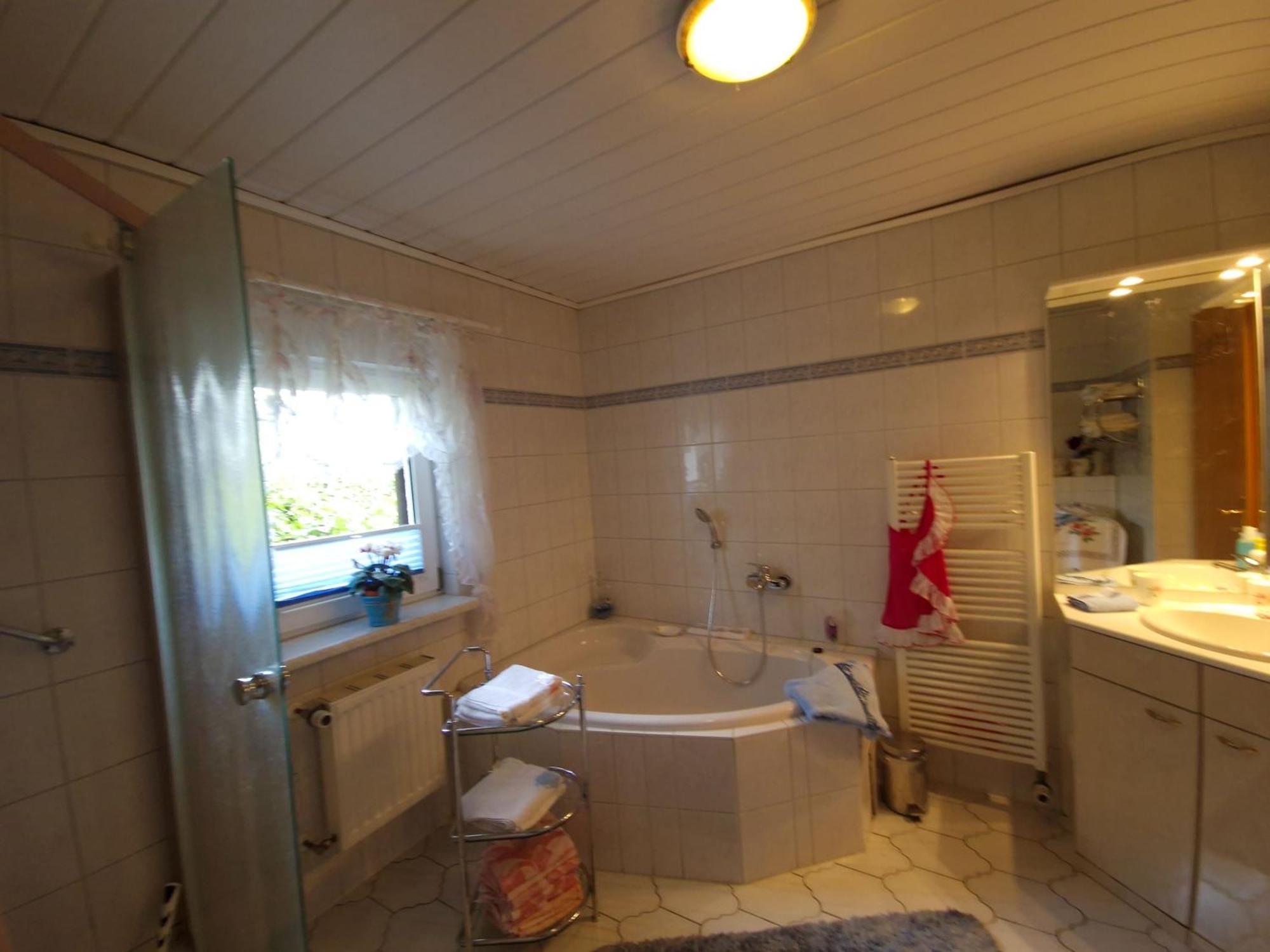 Ahlbeck, Ferienobjekt Apfel-Blume-Veilchen Apartment Heringsdorf  Room photo
