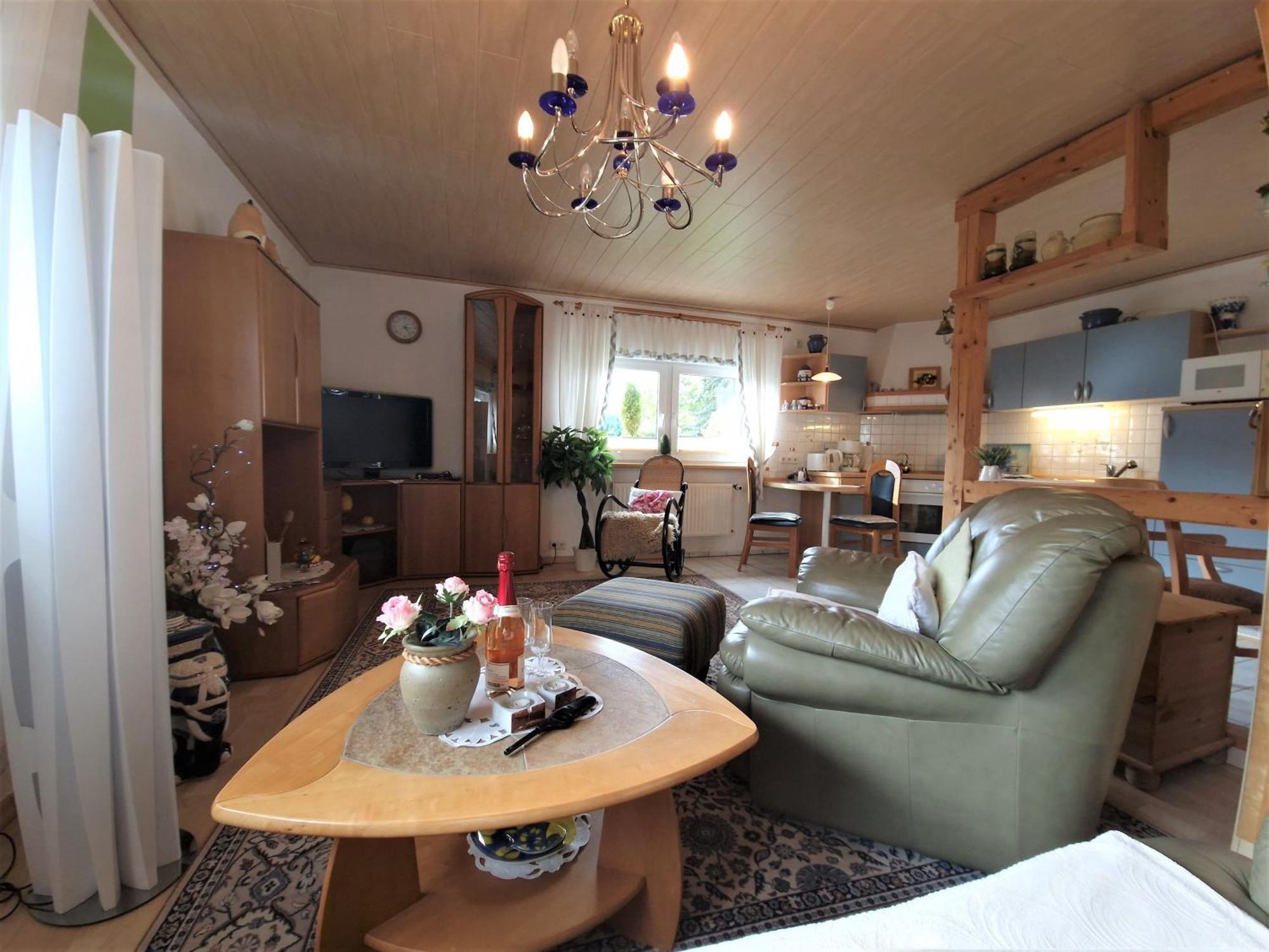 Ahlbeck, Ferienobjekt Apfel-Blume-Veilchen Apartment Heringsdorf  Room photo
